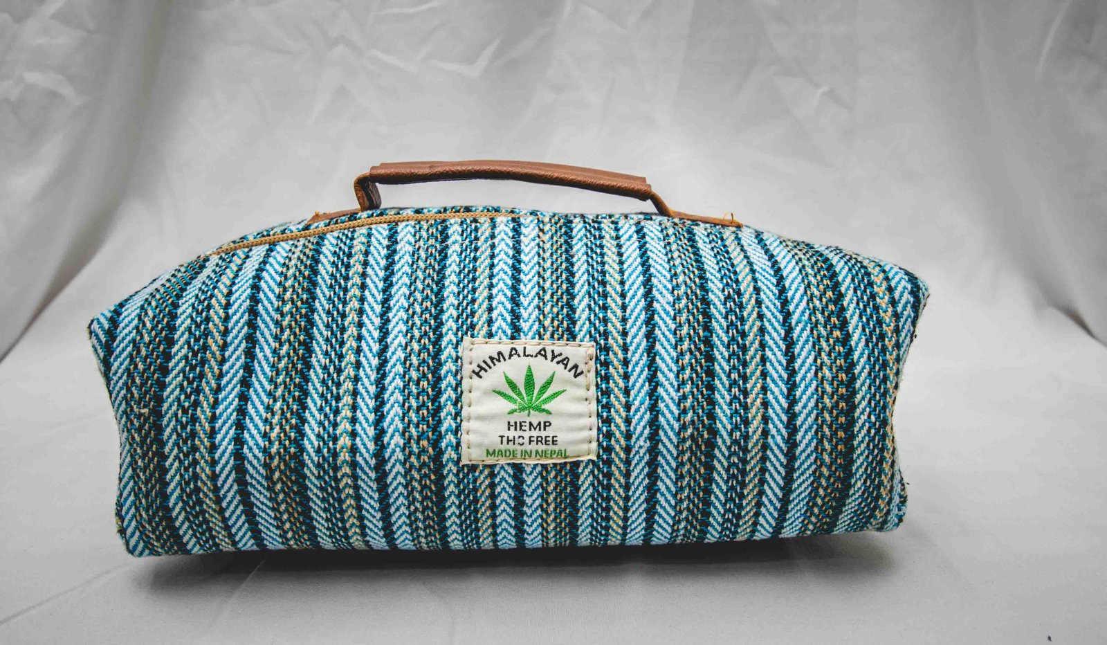 Himalayan Hemp Travel Toiletry Bag image 3