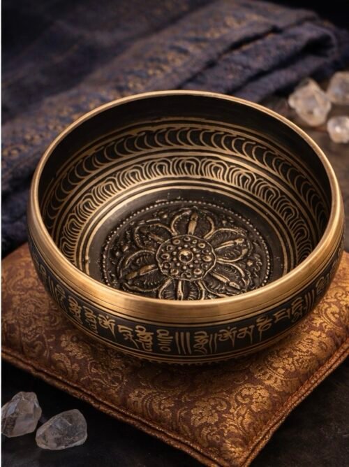 Engraved Meditation Singing Bowl – 14cm
